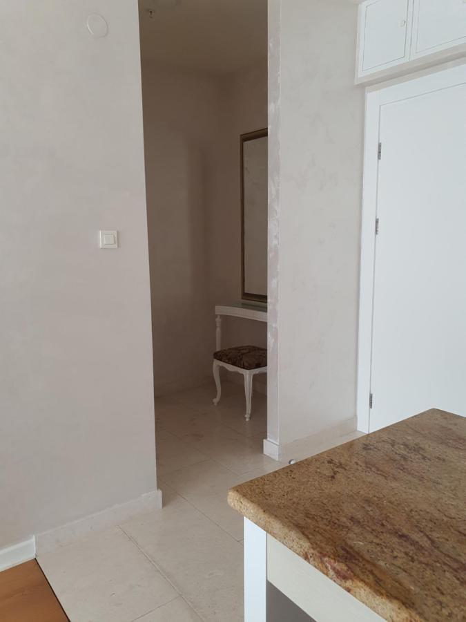 Apartman Lav Tre Canne Apartment Будва Екстериор снимка