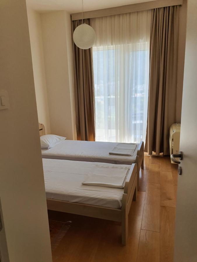 Apartman Lav Tre Canne Apartment Будва Екстериор снимка