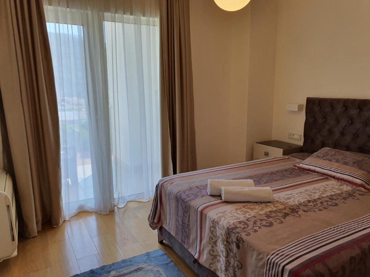 Apartman Lav Tre Canne Apartment Будва Екстериор снимка